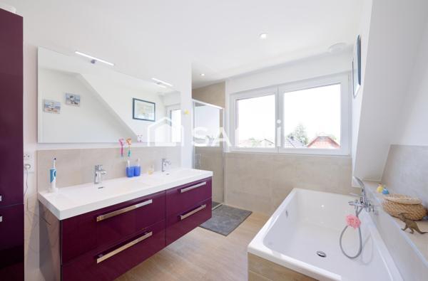 Superbe maison à ossature bois à Hésingue – Confort, Lumière et Modernité