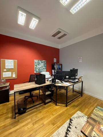 A LOUER, Bureau de 13 m² environ - centre-ville de Laval , Laval A LOUER, Bureau de 13 m² environ - centre-ville de Laval , Laval
