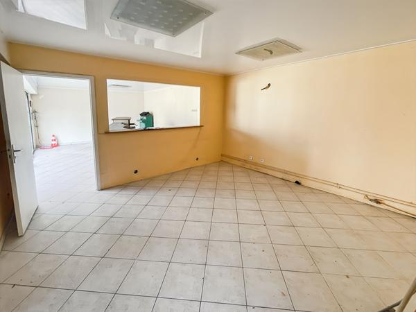 Local commercial Melun 2 pièce(s) 43 m2