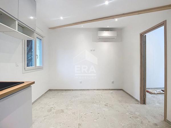 Petit type 3 neuf avec terrasse