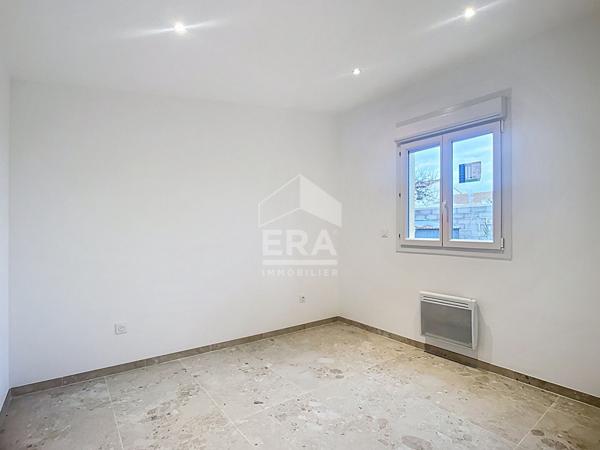 Petit type 3 neuf avec terrasse