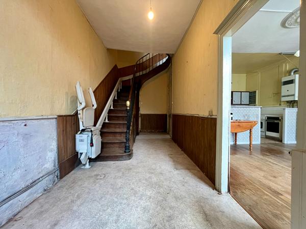 A VENDRE, Maison Bourgeoise à Dinan ,Vue Exceptionnelle sur la Basilique Saint Sauveur