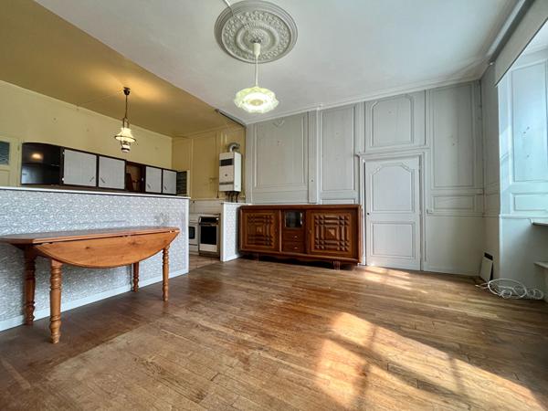 A VENDRE, Maison Bourgeoise à Dinan ,Vue Exceptionnelle sur la Basilique Saint Sauveur