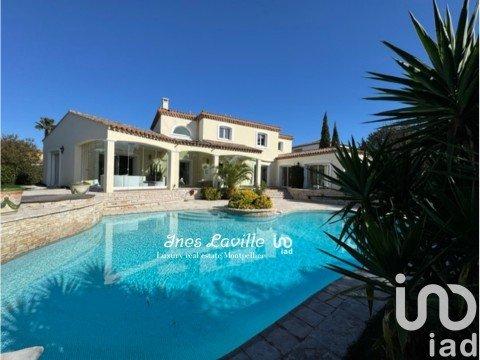 Maison d’architecte 8 pièces de 288 m² à Lattes (34970)