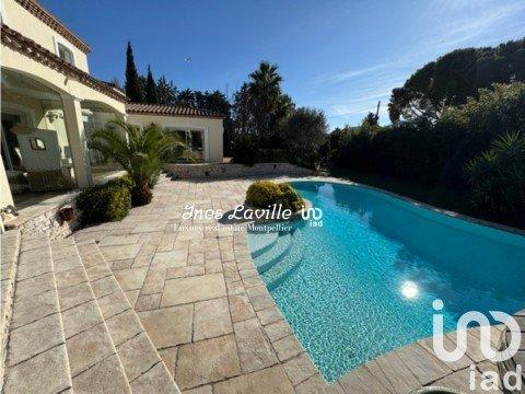 Maison d’architecte 8 pièces de 288 m² à Lattes (34970)