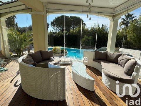 Maison d’architecte 8 pièces de 288 m² à Lattes (34970)