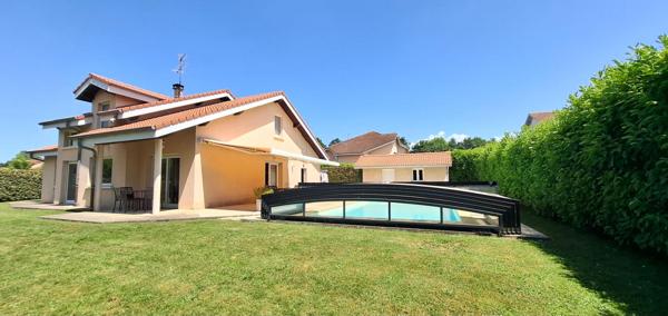 Maison Saint Just  140 m2 et piscine