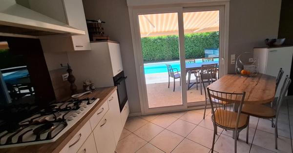 Maison Saint Just  140 m2 et piscine