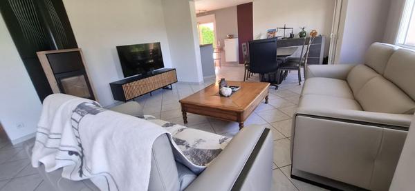 Maison Saint Just  140 m2 et piscine