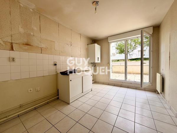 APPARTEMENT À VENDRE DE 5 PIÈCES DE 102,61 M²