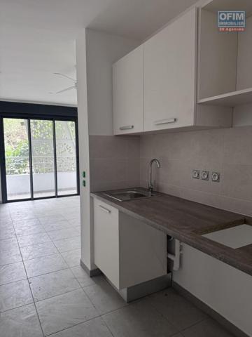 A louer bel appartement NEUF de type F1 sur la résidence ARTY à Sainte Clotilde LA BRETAGNE