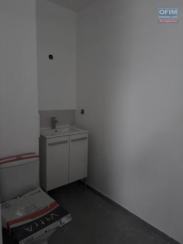 A louer bel appartement NEUF de type F1 sur la résidence ARTY à Sainte Clotilde LA BRETAGNE