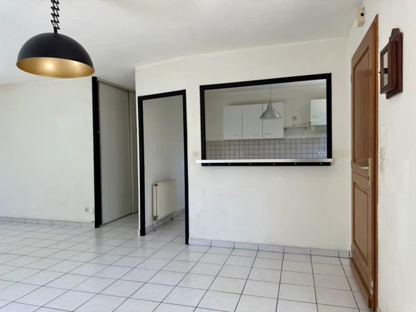 Aubenas (07200) Jolie Maison Plain-pied avec Jardin Arboré…