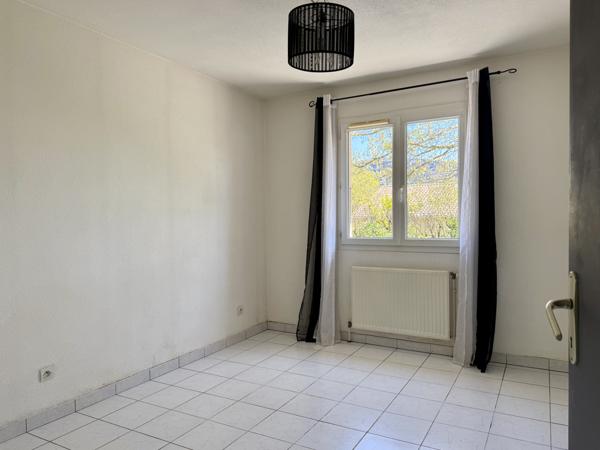 Aubenas (07200) Jolie Maison Plain-pied avec Jardin Arboré…