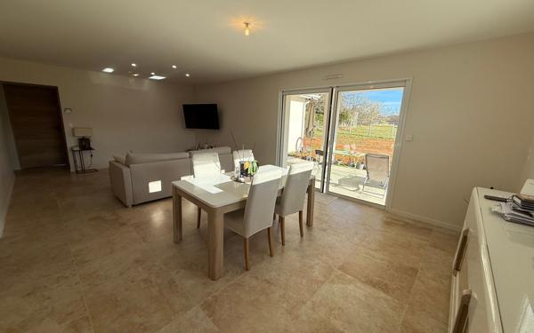 Maison à vendre    4 pièces •  Gamarde-les-Bains