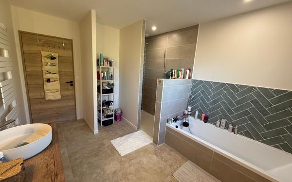 Maison à vendre    4 pièces •  Gamarde-les-Bains