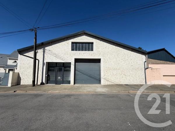 Maison à vendre  4 pièces - 536,25 m 2   CHATEAUDUN  - 28