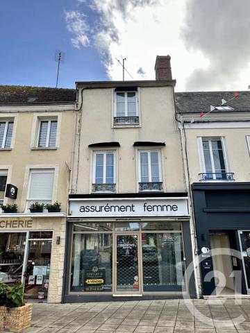 Maison à vendre  4 pièces - 536,25 m 2   CHATEAUDUN  - 28