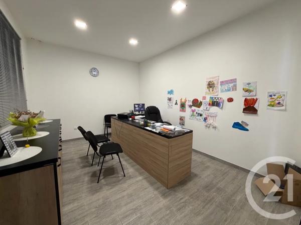 Maison à vendre  4 pièces - 536,25 m 2   CHATEAUDUN  - 28