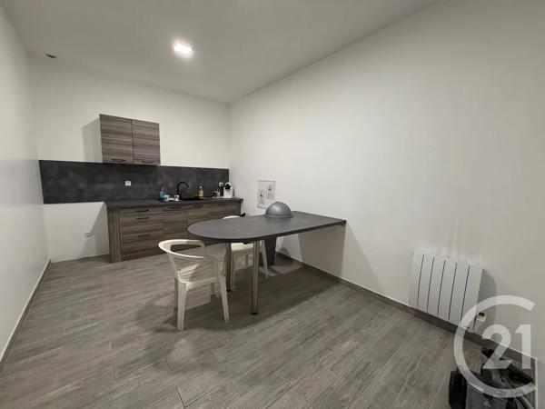 Maison à vendre  4 pièces - 536,25 m 2   CHATEAUDUN  - 28