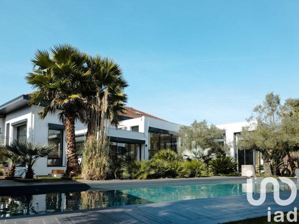 Maison à vendre 11 pièces 590 m² Anglet