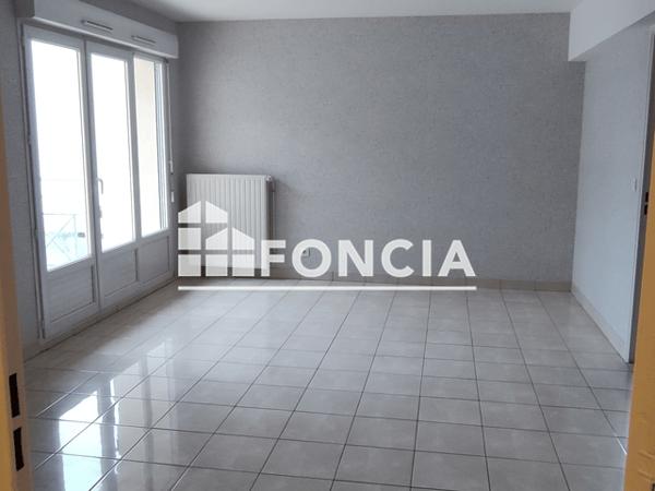 Location Appartement 2 pièces 45.53 m² - 4 B RUE DE LA REPUBLIQUE Mainvilliers 28300
