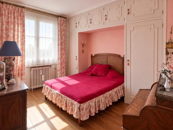 Appartement à vendre 4 pièces 81m² 3 chambres entre Convention et Félix Faure(75015)
