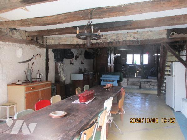 TERRON SUR AISNE, une maison d'habitation à rénover sur un terrain de 977 m².