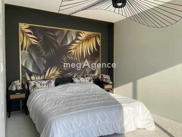 Maison à TALMONT-SAINT-HILAIRE, 85440 - 7 pièces 236m²