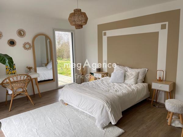 Maison à TALMONT-SAINT-HILAIRE, 85440 - 7 pièces 236m²