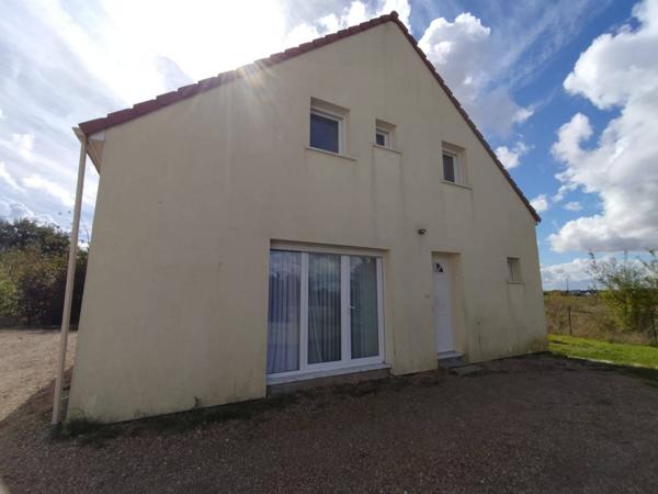 Propriété récente de 2017 – 2 maisons indépendantes – idéal famille ou investissement – Châteaudun 28200