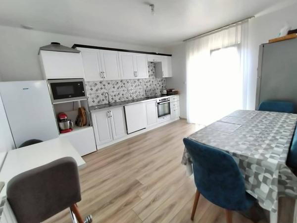 Propriété récente de 2017 – 2 maisons indépendantes – idéal famille ou investissement – Châteaudun 28200