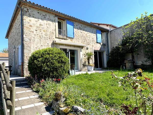 Maison 150m2 centre ville Les Clouzeaux