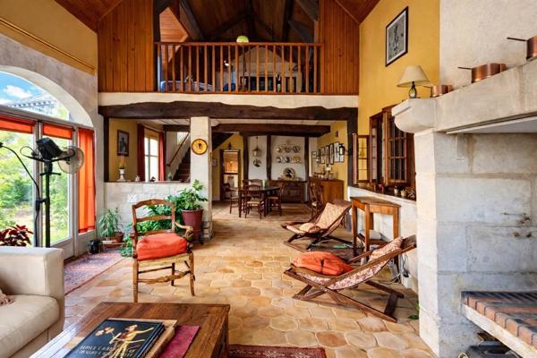 Chouzé sur Loire 37140 - Longère de charme – Vue Loire & potentiel chambres d’hôtes