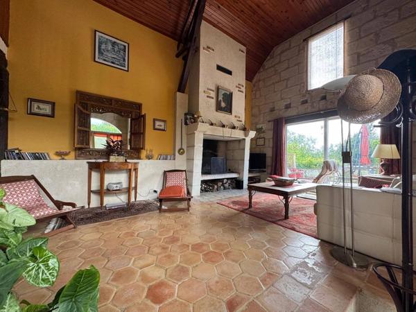 Chouzé sur Loire 37140 - Longère de charme – Vue Loire & potentiel chambres d’hôtes