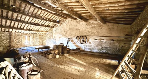 À vendre Maison 6 pièces 435 m² - Caveirac 30820