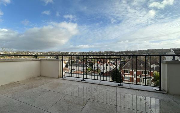 Appartement à vendre    4 pièces • 144 m2 La Varenne - Saint-Maur-des-Fossés