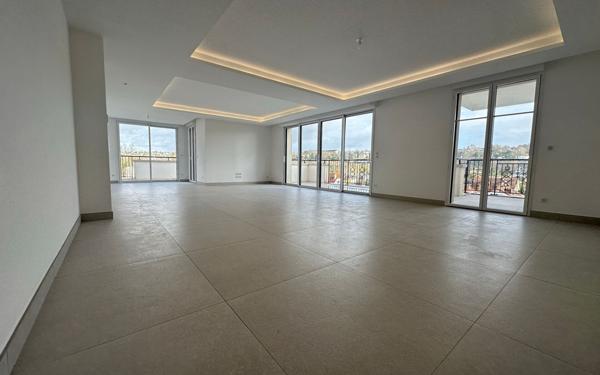 Appartement à vendre    4 pièces • 144 m2 La Varenne - Saint-Maur-des-Fossés