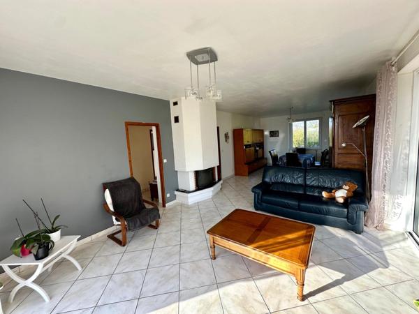 Maison à Pontorson, 50170 - 5 pièces 115m²
