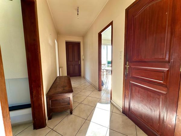 Maison à Pontorson, 50170 - 5 pièces 115m²