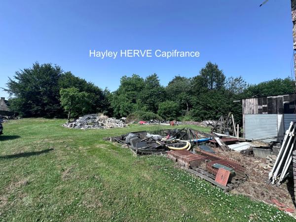 Ensemble de bâtiments avec terrain clos de 3 600 m² – Idéal artisan CHAULIEU (50)