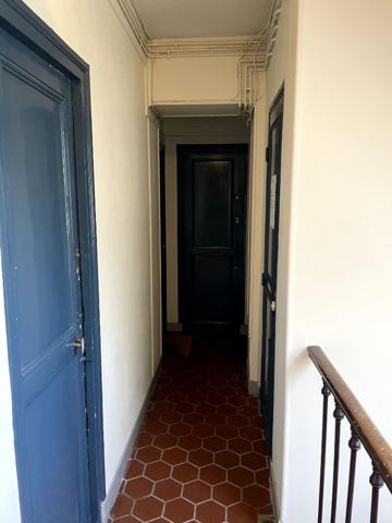 Chambre de service, 9eme arrondissement