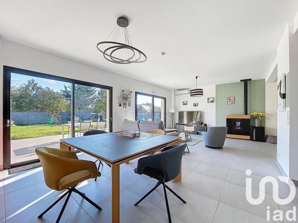Maison à vendre 6 pièces 143 m² Veigné