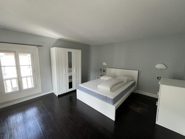 Maison à louer 1 200 € CC Angoulême 7 p 171 m² DPE D