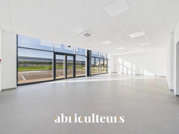 Bâtiment d’activité de 600 m² en vente à Chartres (28000)