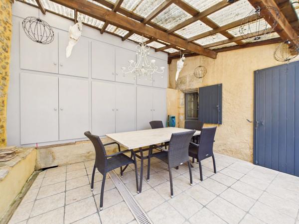 Charmante maison avec piscine à Le Bugue.
