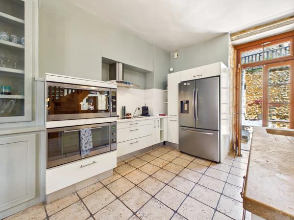 Charmante maison avec piscine à Le Bugue.