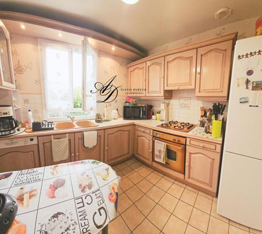 EXCLUSIVITÉ  Emeraude : Maison familiale env. 110 m² habitables, 4 chambres  Champs-sur-Marne