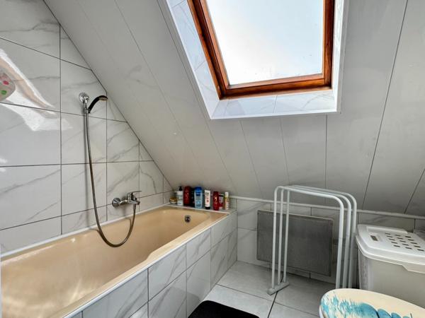 Maison - 5 pièces - 92 m²