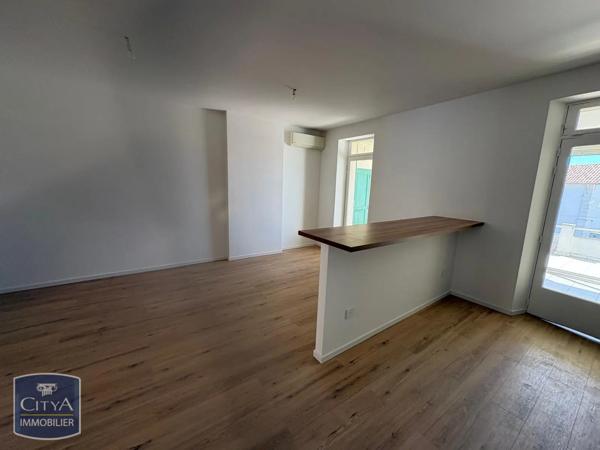 Appartement à louer 3 pièces 48.06m² Sausset-les-Pins (13960)